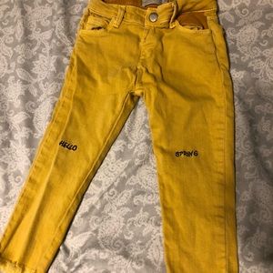 Beautiful 18-24month pants. Great condition!